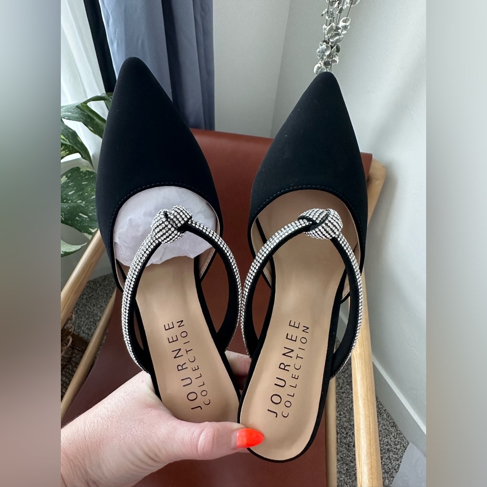 Never worn! 5.5 Black, rhinestones, Journee Collection, Lunna Mule Pump - Picture 9 of 16